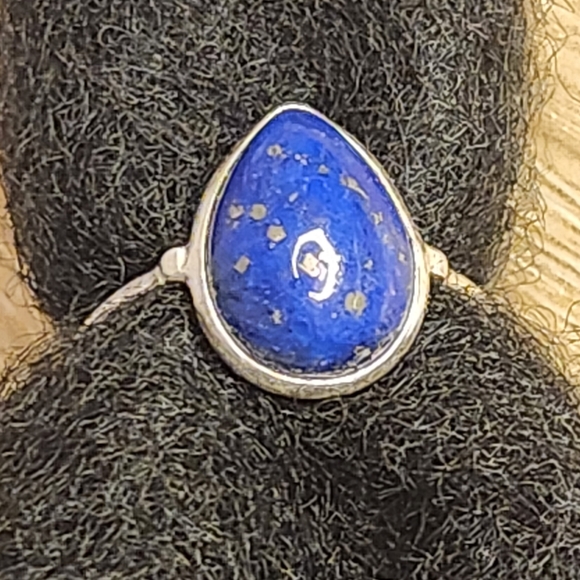 Lapis Lazuli tear drop and sterling silver ring size 8 - Picture 4 of 5